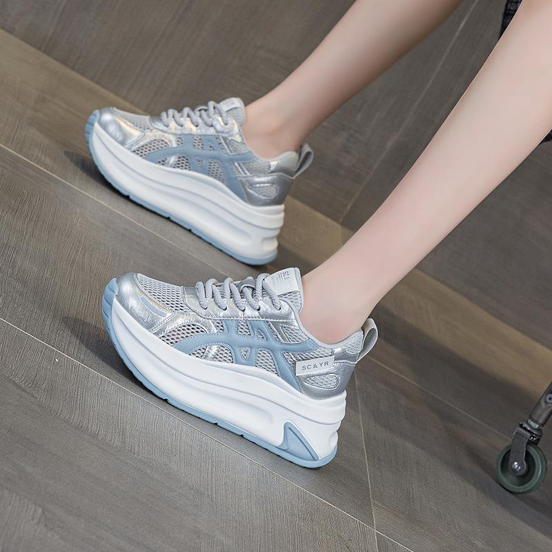 Small thick-soled height-increasing Forrest Gump shoes women s summer new casual fashion versatile lightweight thick-soled women s shoes 33
Small thick-soled height-increasing Forrest Gump shoes women s summer new casual fashion versatile lightweight thick-soled women s shoes 33