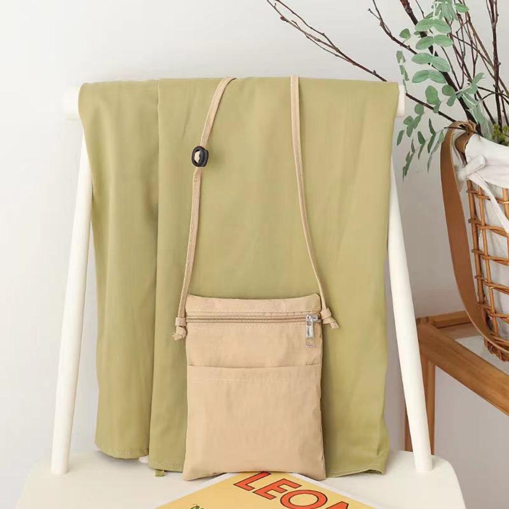 Portable Nylon Fabric Cell Phone Bag Lightweight Thin Strap Phone Purse Solid Color Shoulder Bag Women Crossbody Bag хакі
Portable Nylon Fabric Cell Phone Bag Lightweight Thin Strap Phone Purse Solid Color Shoulder Bag Women Crossbody Bag хакі