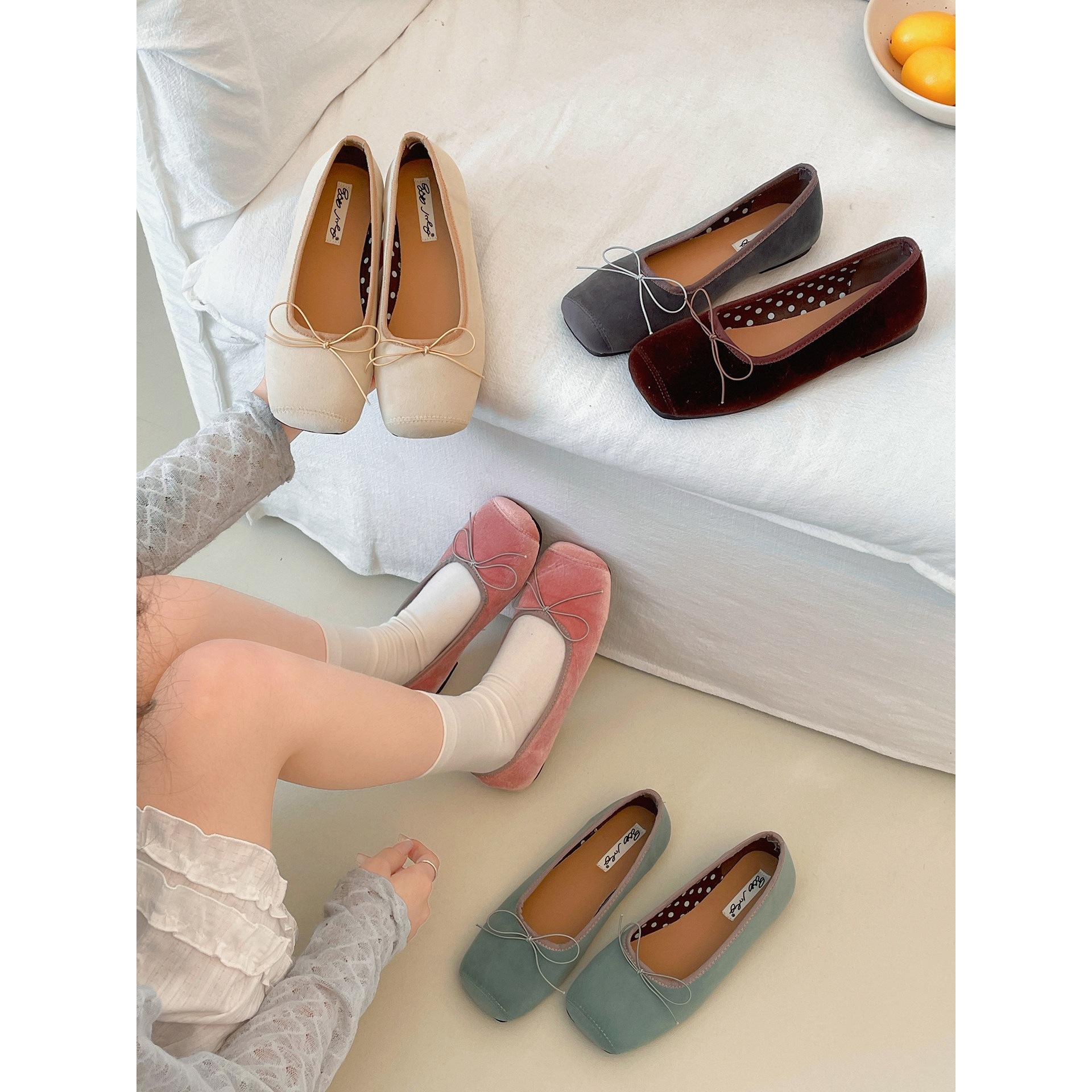 Retro versatile flat-bottomed shallow-mouth single shoes 2026 spring and autumn with skirts, one pedal, soft-soled Mary Jane shoes 40 абрикосовий
Retro versatile flat-bottomed shallow-mouth single shoes 2026 spring and autumn with skirts, one pedal, soft-soled Mary Jane shoes 40 абрикосовий