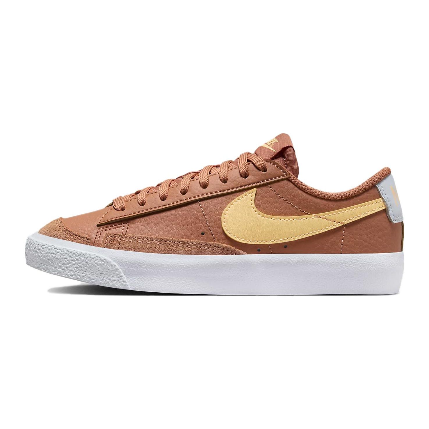 Nike Blazer Low 77 GS Amber Brown Kids Sneakers Football-Grey White Melon-Tint DA4074-200 37.5
Nike Blazer Low 77 GS Amber Brown Kids Sneakers Football-Grey White Melon-Tint DA4074-200 37.5