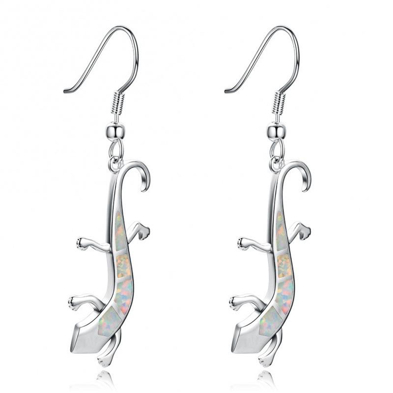 Earrings, European and American silver + white opal lizard earrings, exquisite earrings. білий
Earrings, European and American silver + white opal lizard earrings, exquisite earrings. білий