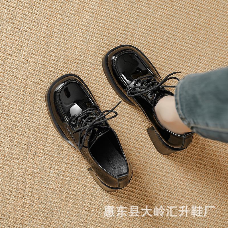 Small leather shoes leather French lady square head thick heel Mary Jane shoes women s new single shoes high heels 34
Small leather shoes leather French lady square head thick heel Mary Jane shoes women s new single shoes high heels 34