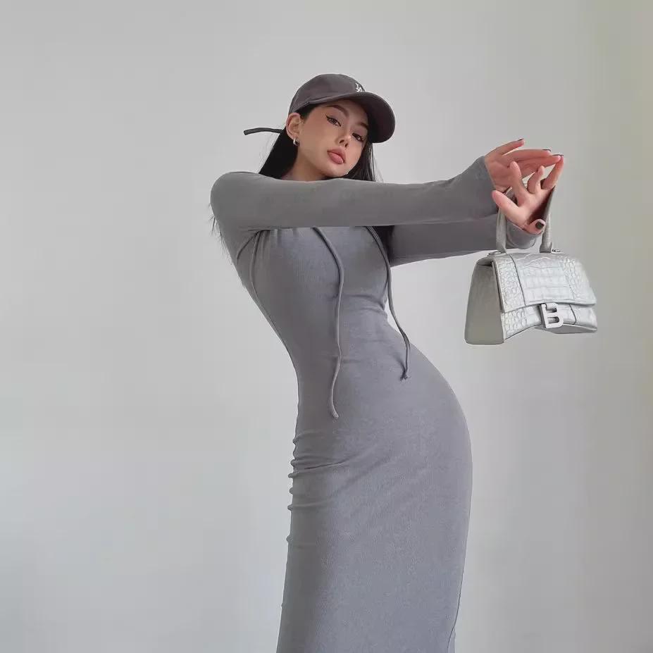 Trendy Hooded Long-Sleeve Sweater Dress for Women - Knee-Length, Hip-Hugging Style for Autumn and Winter Large темного кольору хакі
Trendy Hooded Long-Sleeve Sweater Dress for Women - Knee-Length, Hip-Hugging Style for Autumn and Winter Large темного кольору хакі