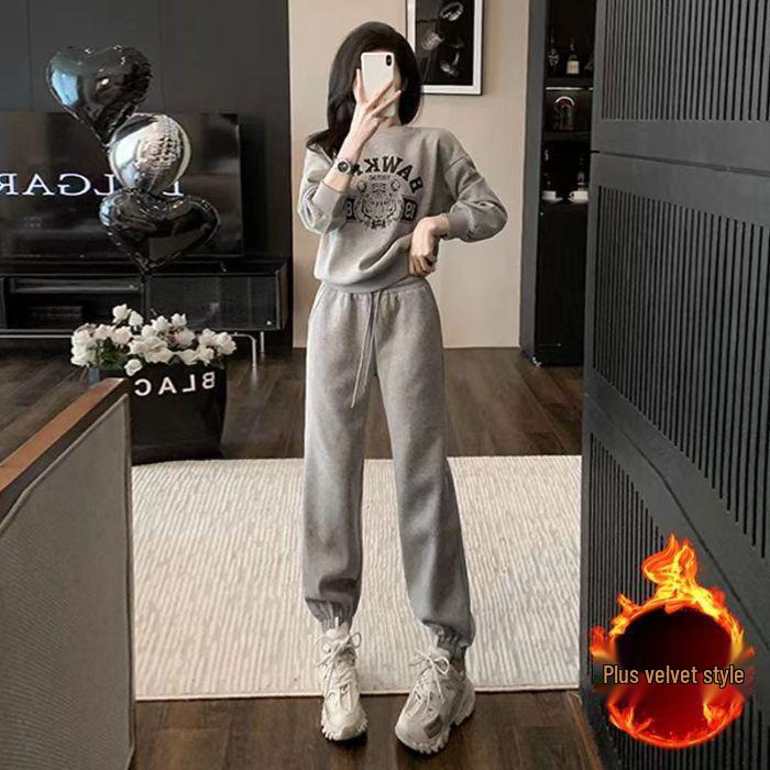 2024 Женский флисовый костюм-двойка для миниатюрных - Спортивная одежда в уличном стиле для осени и зимы L
2024 Женский флисовый костюм-двойка для миниатюрных - Спортивная одежда в уличном стиле для осени и зимы L