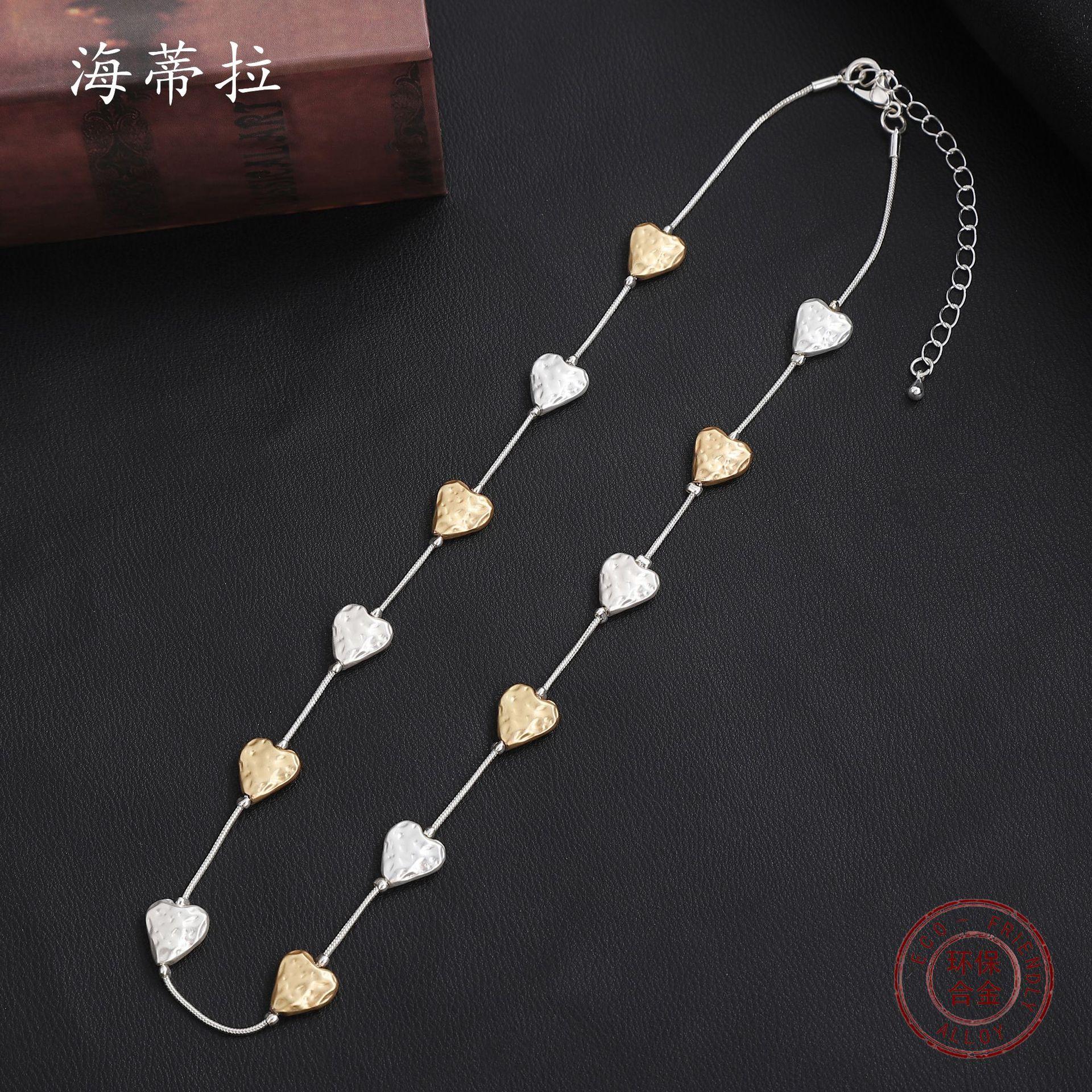 Irregular dumb love string necklace, dumb gold and silver plated two-color splicing women s high-end neck chain
Irregular dumb love string necklace, dumb gold and silver plated two-color splicing women s high-end neck chain