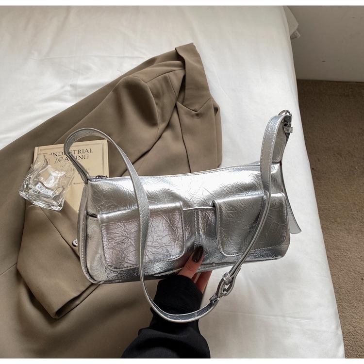 Niche high-end underarm bag women s bag summer 2025 new fashion crescent bag casual hand bag commuter bag серебряный
Niche high-end underarm bag women s bag summer 2025 new fashion crescent bag casual hand bag commuter bag серебряный