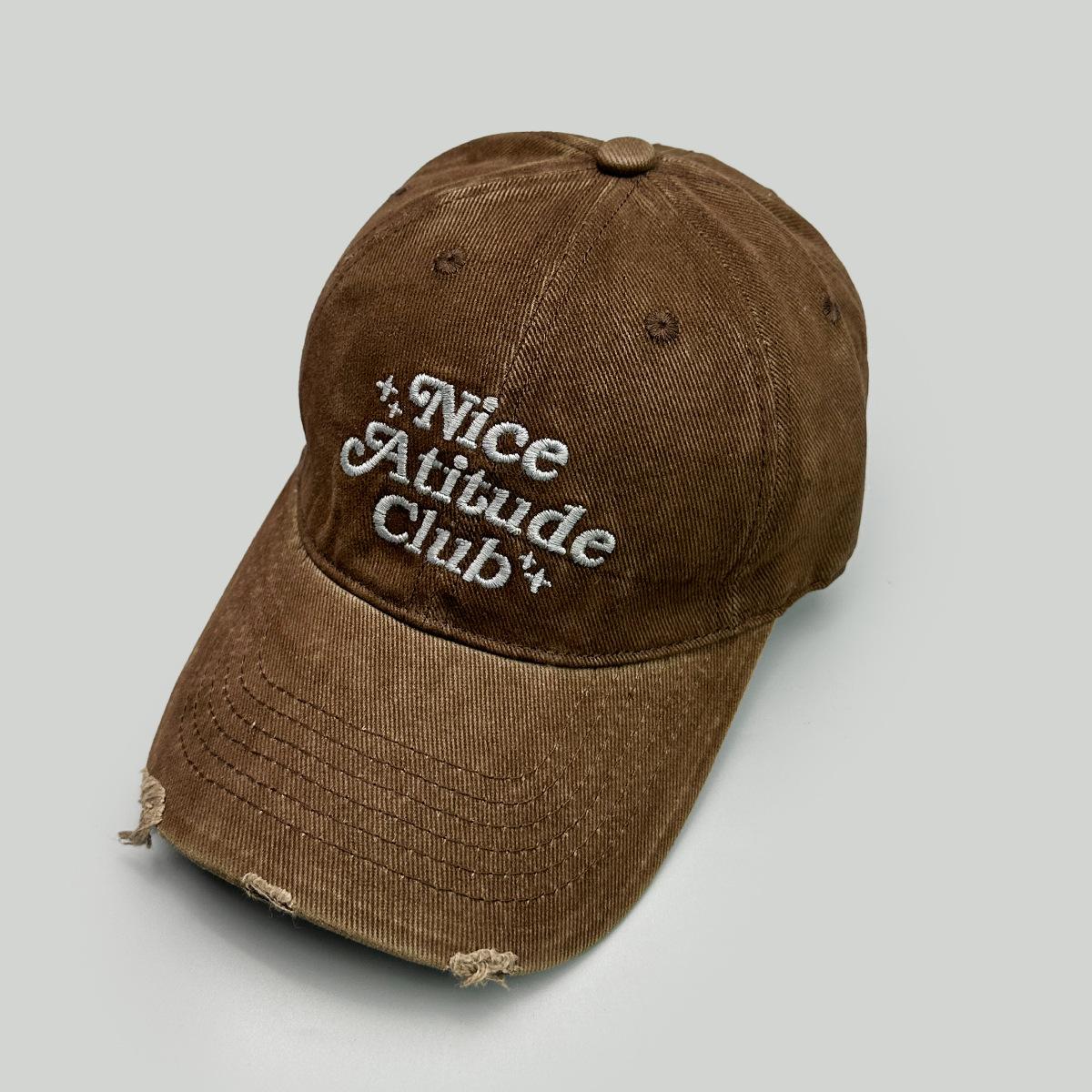 Edge Soft Top Embroidery Letter Baseball Cap Men And Women Sunshade Casual Street Hole Wind Fashion Cap 57-62cm коричневый
Edge Soft Top Embroidery Letter Baseball Cap Men And Women Sunshade Casual Street Hole Wind Fashion Cap 57-62cm коричневый