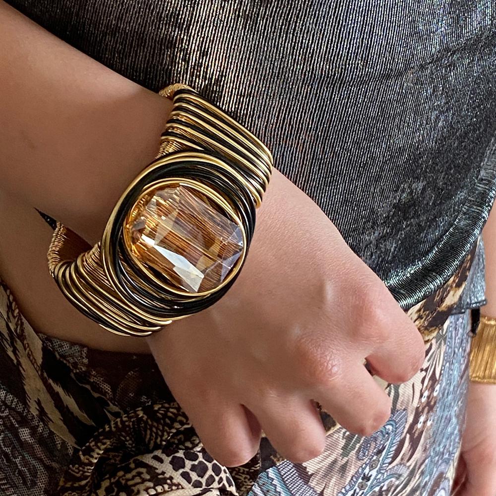 Woven Geometric Glass Open Bracelet Fashionable Exaggerated And Individual Wristband Trendy Jewelry Accessory For Women 58-60mm
Woven Geometric Glass Open Bracelet Fashionable Exaggerated And Individual Wristband Trendy Jewelry Accessory For Women 58-60mm