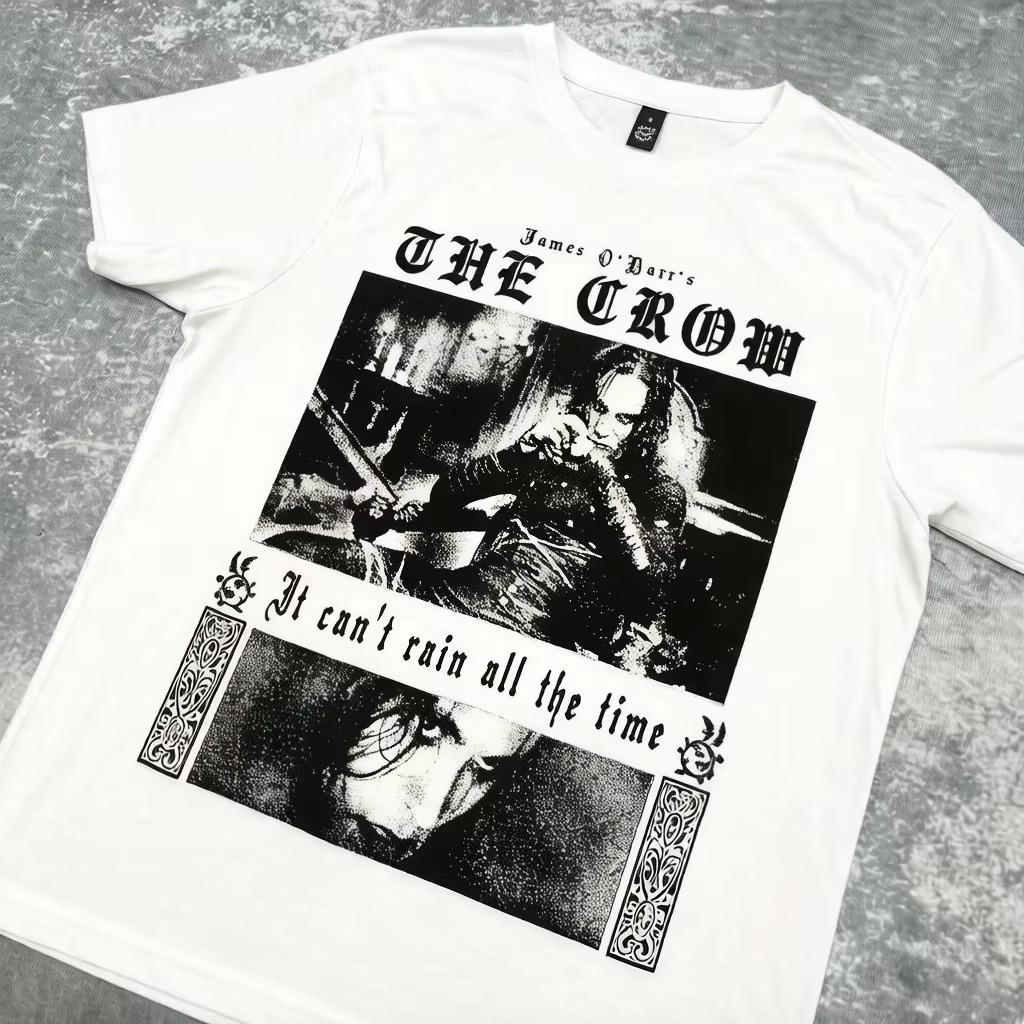 Raven ,Gothic Horror Movie Themed T-shirt Designed By Brandon Lee, Is A Unisex Casual T-shirt for The Retro Four Seasons 4XL
Raven ,Gothic Horror Movie Themed T-shirt Designed By Brandon Lee, Is A Unisex Casual T-shirt for The Retro Four Seasons 4XL