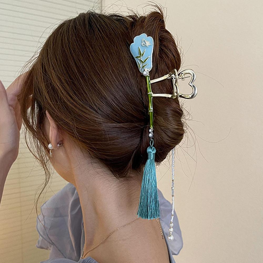 Palm-Leaf Fan Bamboo Hair Claw Clip Chinese Style Metal Hairpin Tassel Pearl Hair Clip Barrette for Womens Hair Accessories Gift
Palm-Leaf Fan Bamboo Hair Claw Clip Chinese Style Metal Hairpin Tassel Pearl Hair Clip Barrette for Womens Hair Accessories Gift
