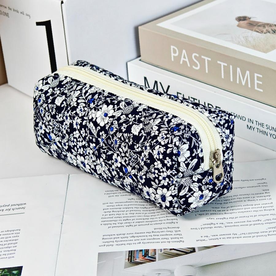 Fashion Black Rose Women Cosmetic Bag Vintage Floral Travel Make Up Toiletry Storage Pouch Ladies Portable Handbag For Gift
Fashion Black Rose Women Cosmetic Bag Vintage Floral Travel Make Up Toiletry Storage Pouch Ladies Portable Handbag For Gift