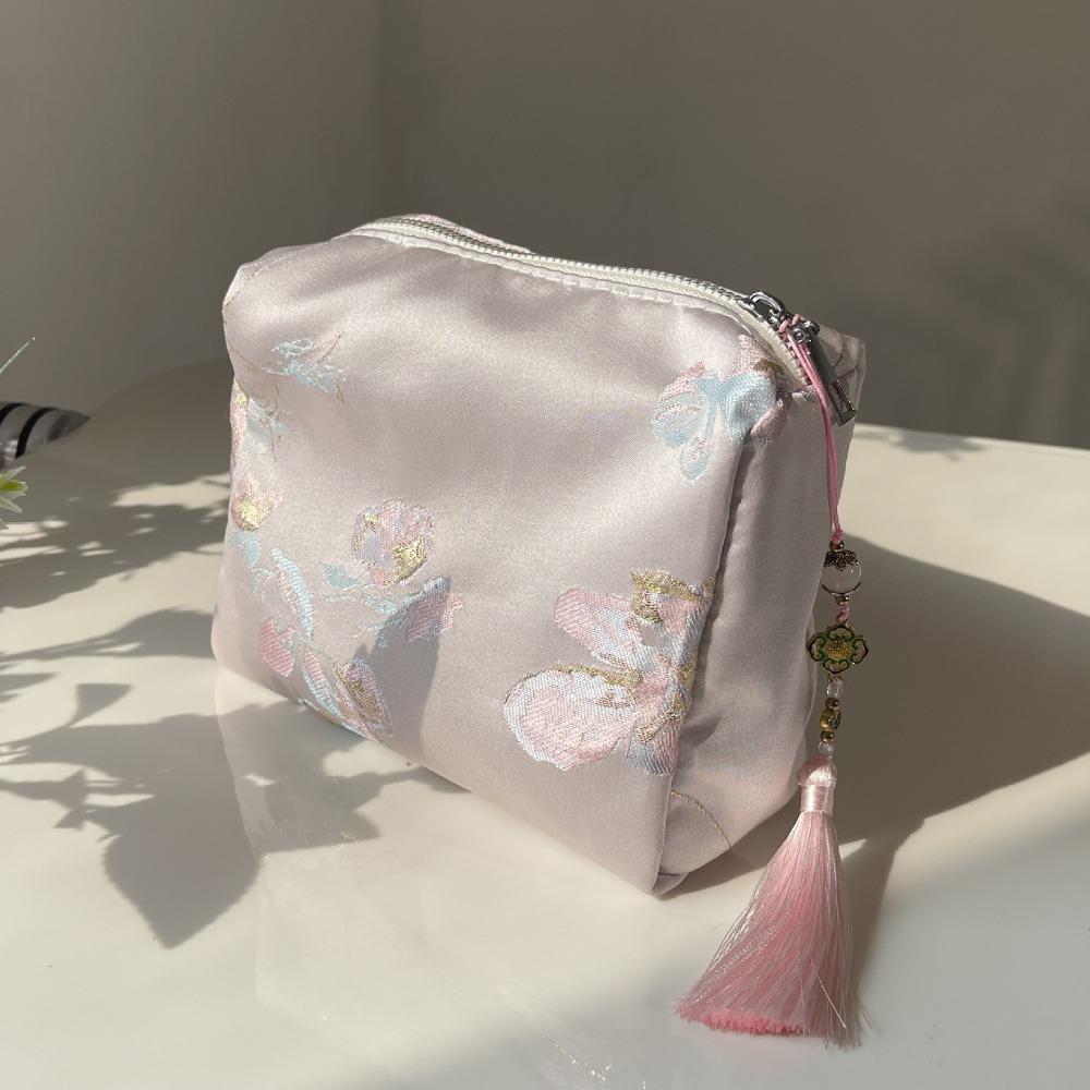 Polyester Cosmetic Bag Embroidery Floral Zipper Closure Makeup Organizer Chinese Style Beauty Case Beauty Tools Storage розовый
Polyester Cosmetic Bag Embroidery Floral Zipper Closure Makeup Organizer Chinese Style Beauty Case Beauty Tools Storage розовый