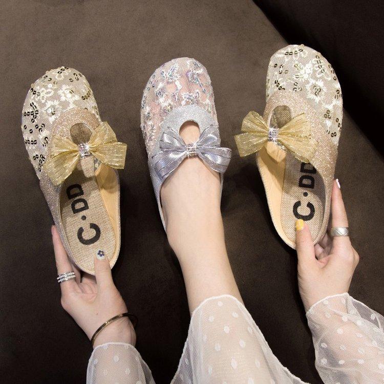 Summer new lace bow mesh cool slippers women s versatile flat-bottomed bag head lazy half slippers 40 золотий
Summer new lace bow mesh cool slippers women s versatile flat-bottomed bag head lazy half slippers 40 золотий