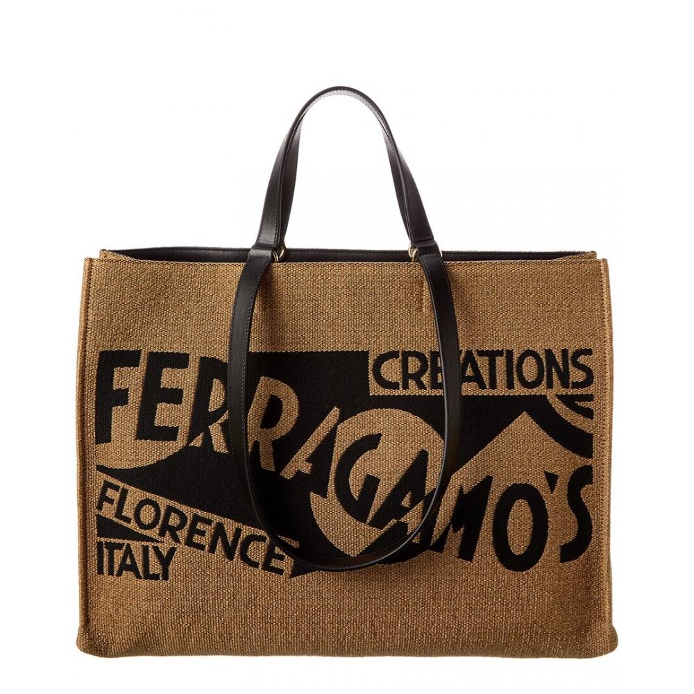 Salvatore Ferragamo Велика шкіряна сумка з логотипом Ferragamo чорного кольору Large
Salvatore Ferragamo Велика шкіряна сумка з логотипом Ferragamo чорного кольору Large
