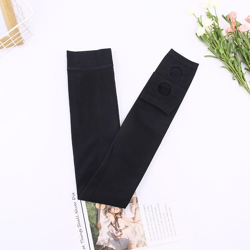 Леггинсы с открытыми ногами осень и зима нейлон коготь дракона волосы колготки интегрированные брюки флисовые термобрюки большого размера леггинсы single-sided crotch (80-65kg)
Леггинсы с открытыми ногами осень и зима нейлон коготь дракона волосы колготки интегрированные брюки флисовые термобрюки большого размера леггинсы single-sided crotch (80-65kg)