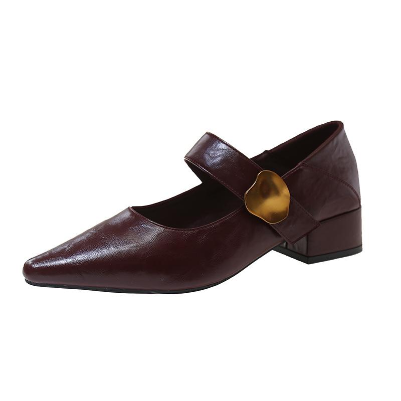 Туфли Мэри Джейн с характером, с мелким вырезом, весна 2025, новые, ретро, остроносые, французские, маленькие, ароматные, универсальные женские туфли, одинарные туфли 40
Туфли Мэри Джейн с характером, с мелким вырезом, весна 2025, новые, ретро, остроносые, французские, маленькие, ароматные, универсальные женские туфли, одинарные туфли 40