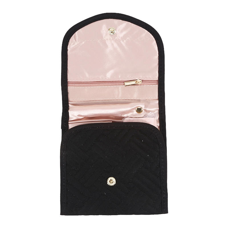 Luxury Portable Jewelry Organizer Bag Travel Jewelry Case With Zipper Pockets For Earrings Necklaces Rings And Gift Ready Presentation чорний
Luxury Portable Jewelry Organizer Bag Travel Jewelry Case With Zipper Pockets For Earrings Necklaces Rings And Gift Ready Presentation чорний