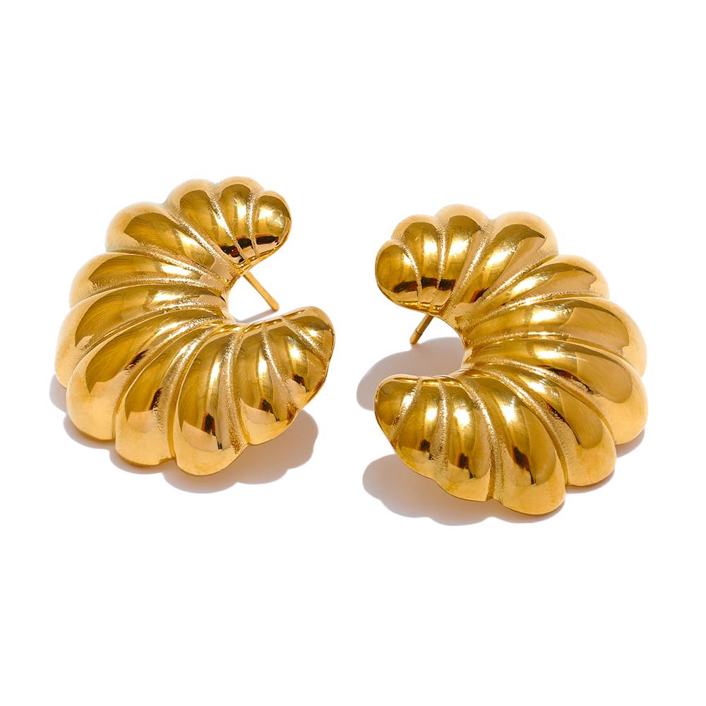 Yhpup Distinctive Croissant Stripe Metal Stud Earrings Water Resistant Golden 18K PVD Plated Stainless Steel Texture Jewelry
Yhpup Distinctive Croissant Stripe Metal Stud Earrings Water Resistant Golden 18K PVD Plated Stainless Steel Texture Jewelry
