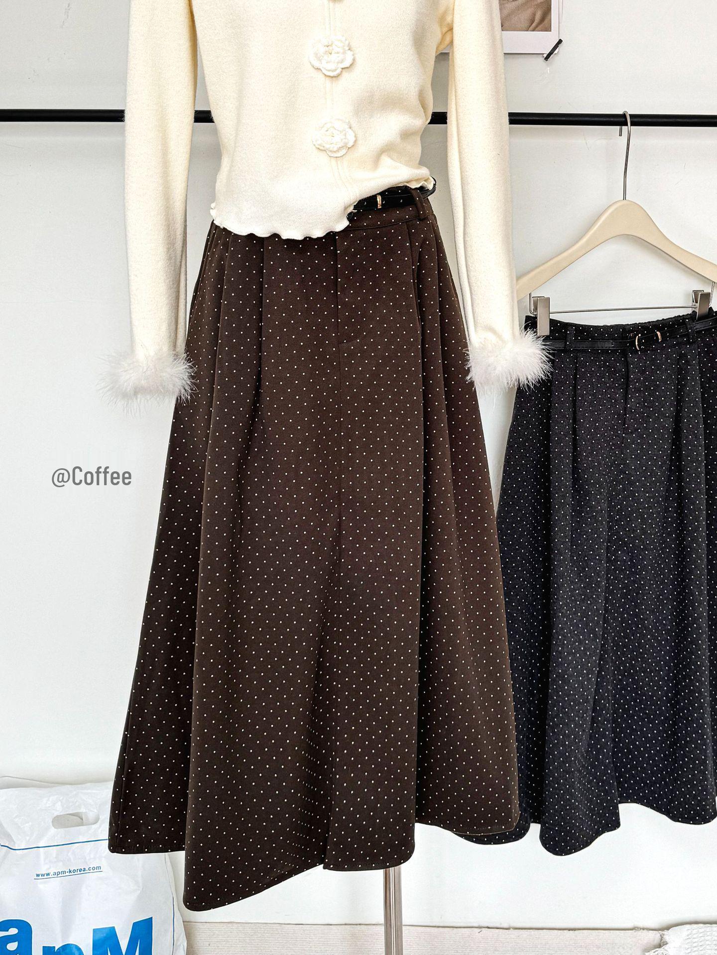 Women s High-Waisted Retro Polka Dot Wool A-line Skirt One Size
Women s High-Waisted Retro Polka Dot Wool A-line Skirt One Size