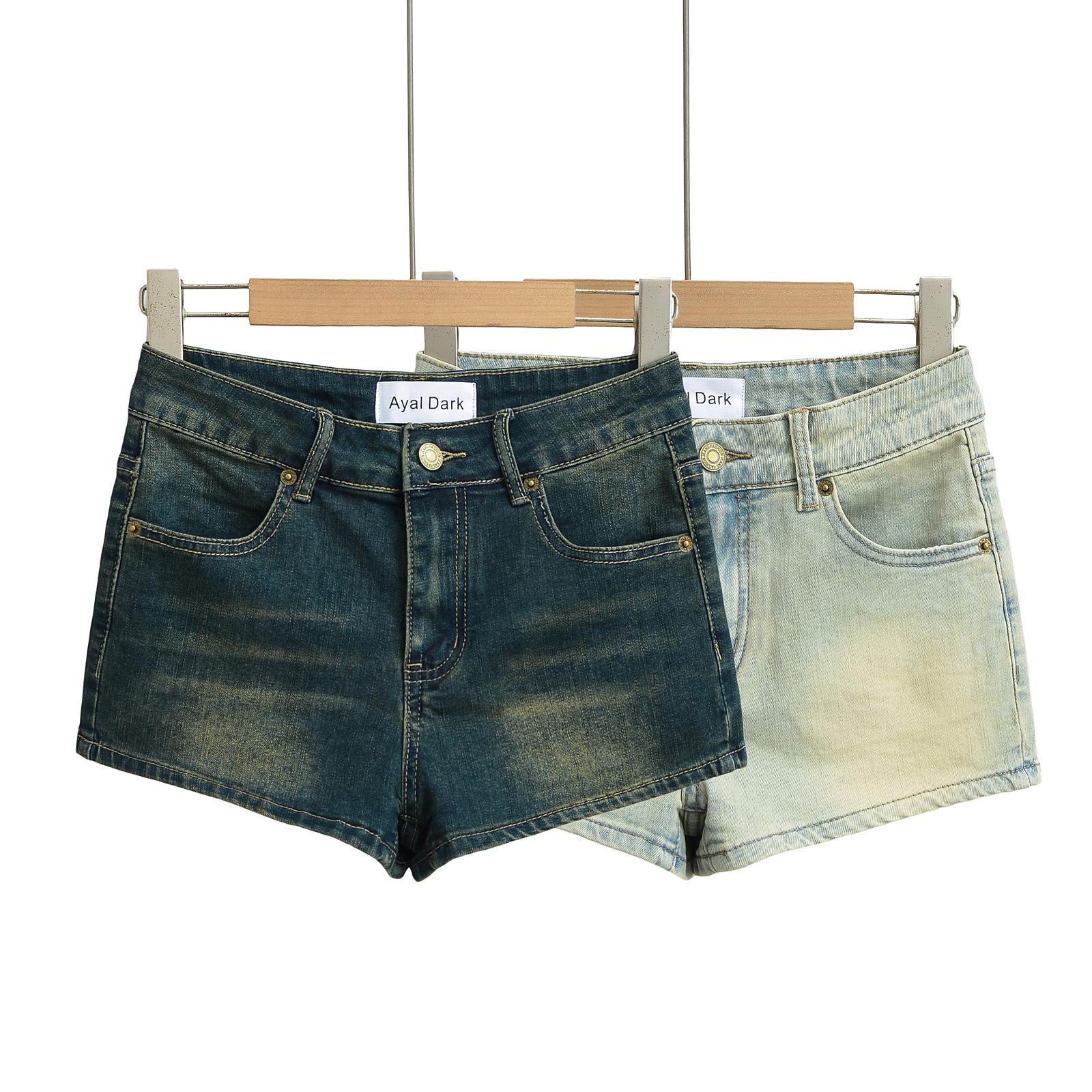 Women s High-Waisted Elastic A-Line American Retro Denim Shorts - Spring & Autumn Large
Women s High-Waisted Elastic A-Line American Retro Denim Shorts - Spring & Autumn Large