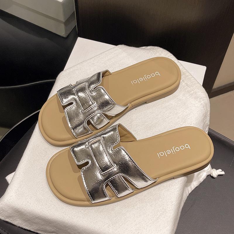 Приморский пляж красивые шлепанцы на плоской подошве плоская подошва крутые шлепанцы женские новая летняя обувь шлепанцы на перемычке 40 серебряный
Приморский пляж красивые шлепанцы на плоской подошве плоская подошва крутые шлепанцы женские новая летняя обувь шлепанцы на перемычке 40 серебряный