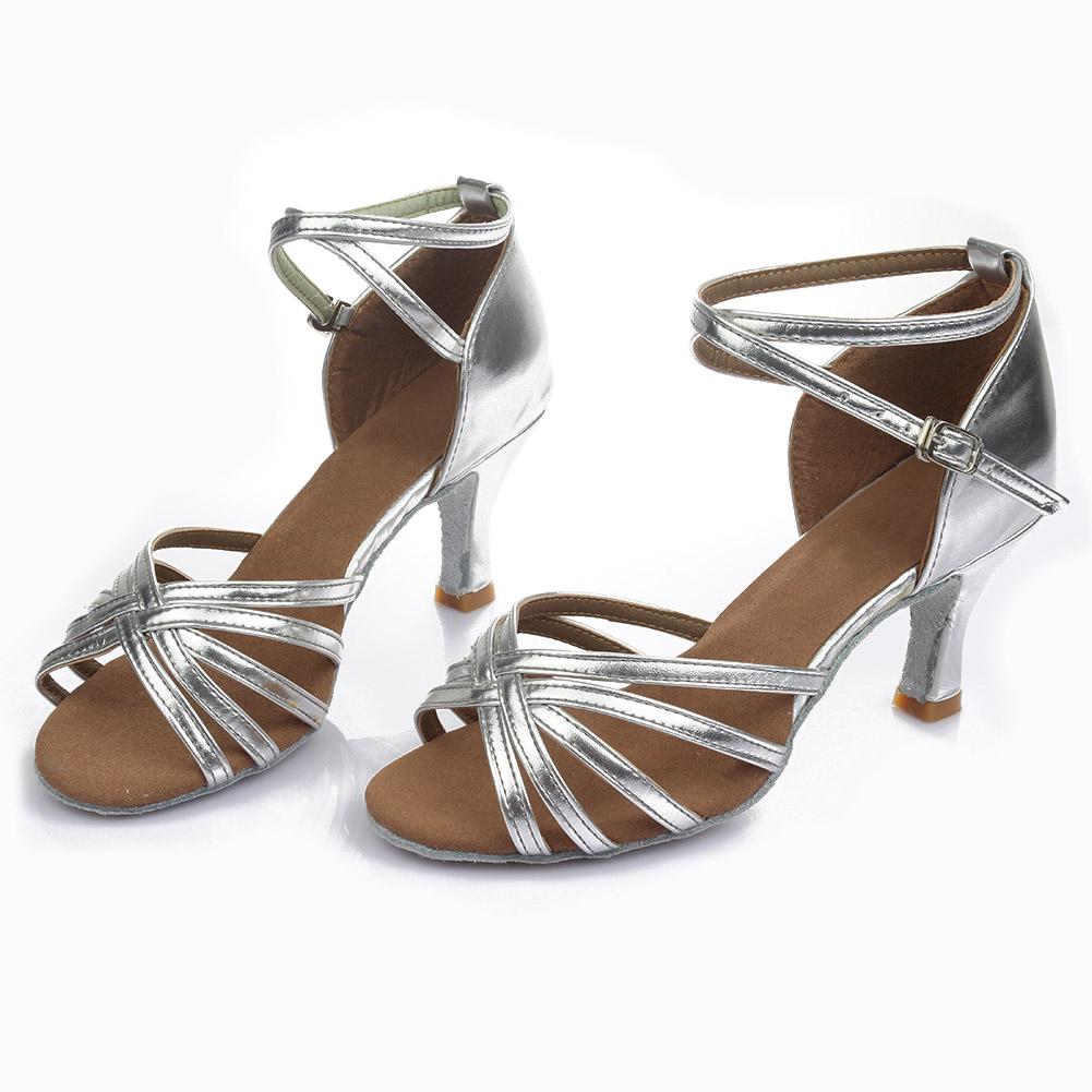 Женская обувь для бальных танцев, обувь для латинских танцев сальсы, на каблуке 7 см 41 серебряный
Женская обувь для бальных танцев, обувь для латинских танцев сальсы, на каблуке 7 см 41 серебряный