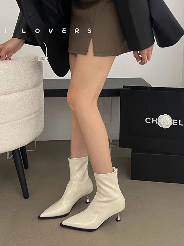 2024 осень и зима новые тонкие сапоги ~ тонкий каблук высокий каблук острый темперамент мягкая кожа молния сзади корейская версия универсальные короткие сапоги 35
2024 осень и зима новые тонкие сапоги ~ тонкий каблук высокий каблук острый темперамент мягкая кожа молния сзади корейская версия универсальные короткие сапоги 35