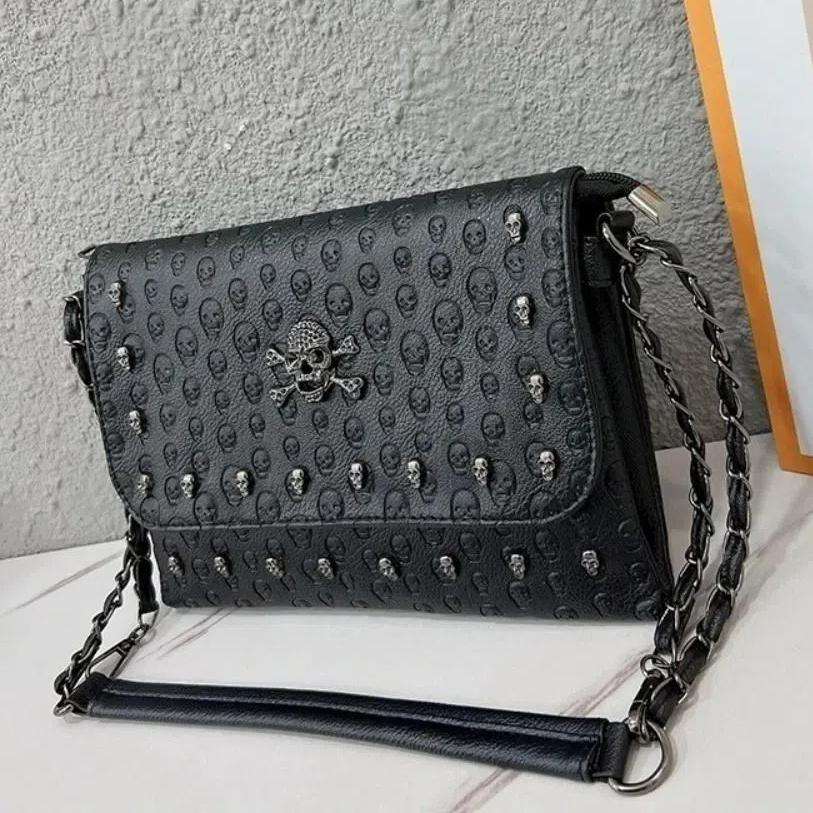 Gothic Rivet Handbag Chain Messenger Bag Cool Skull Shoulder Bag Women Skull Shoulder Bag
Gothic Rivet Handbag Chain Messenger Bag Cool Skull Shoulder Bag Women Skull Shoulder Bag