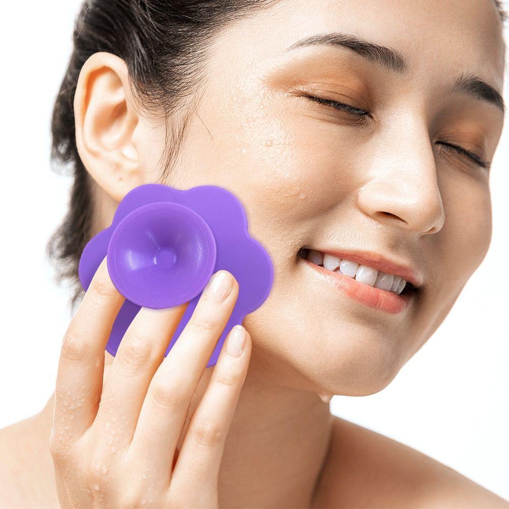 Силиконовая щетка для очищения лица Exfoliator в форме цветка, массажная щетка для лица для женщин синий
Силиконовая щетка для очищения лица Exfoliator в форме цветка, массажная щетка для лица для женщин синий