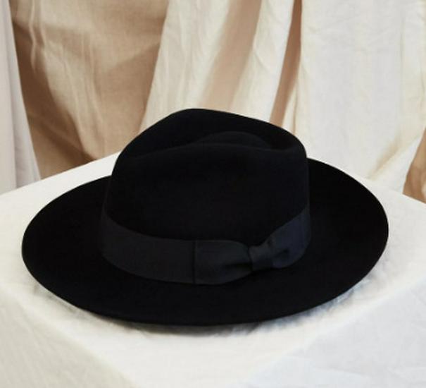Men s British Retro Wool Wide-Brimmed Fedora Cowboy Hat L (58-60cm) чёрный
Men s British Retro Wool Wide-Brimmed Fedora Cowboy Hat L (58-60cm) чёрный