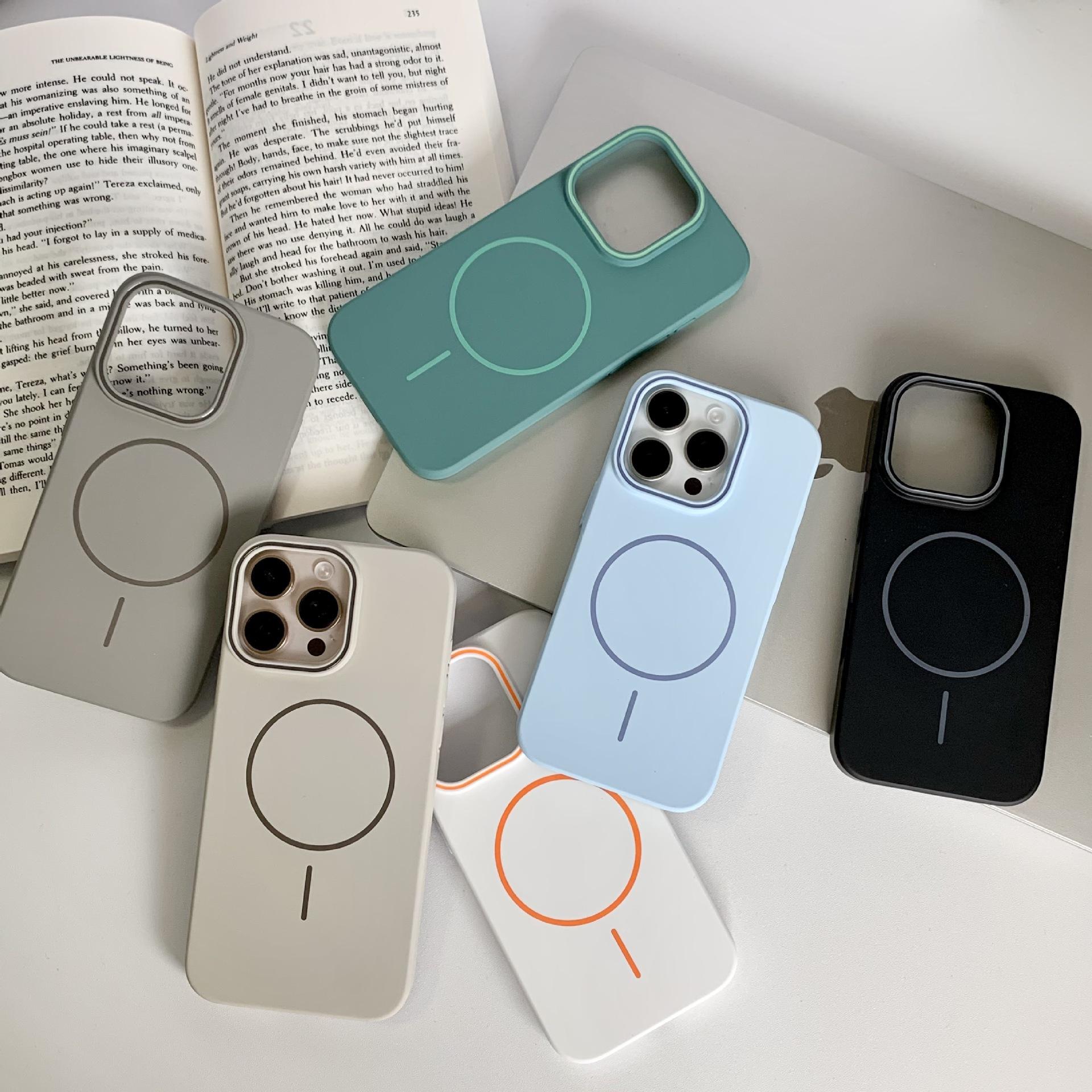 Applicable To Apple 16 Mobile Phone Case PC Skin Feeling Matte Iphone15promax Thin Circle Magnetic Suck 14 Simple 13 Hard Shell iPhone11
Applicable To Apple 16 Mobile Phone Case PC Skin Feeling Matte Iphone15promax Thin Circle Magnetic Suck 14 Simple 13 Hard Shell iPhone11