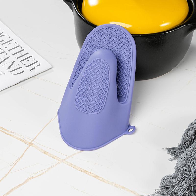 Thickened Silicone Heat Insulation Gloves with Hand Clip Anti-scald Kitchen Oven Mitts for Baking Household Cooking Tools синій
Thickened Silicone Heat Insulation Gloves with Hand Clip Anti-scald Kitchen Oven Mitts for Baking Household Cooking Tools синій
