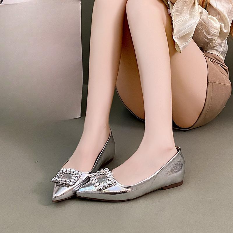 Модные туфли на низком каблуке, осень, новые, с острым носком, неглубокие, слипоны, со стразами, с квадратной пряжкой, на мягкой подошве, низкие 34
Модные туфли на низком каблуке, осень, новые, с острым носком, неглубокие, слипоны, со стразами, с квадратной пряжкой, на мягкой подошве, низкие 34