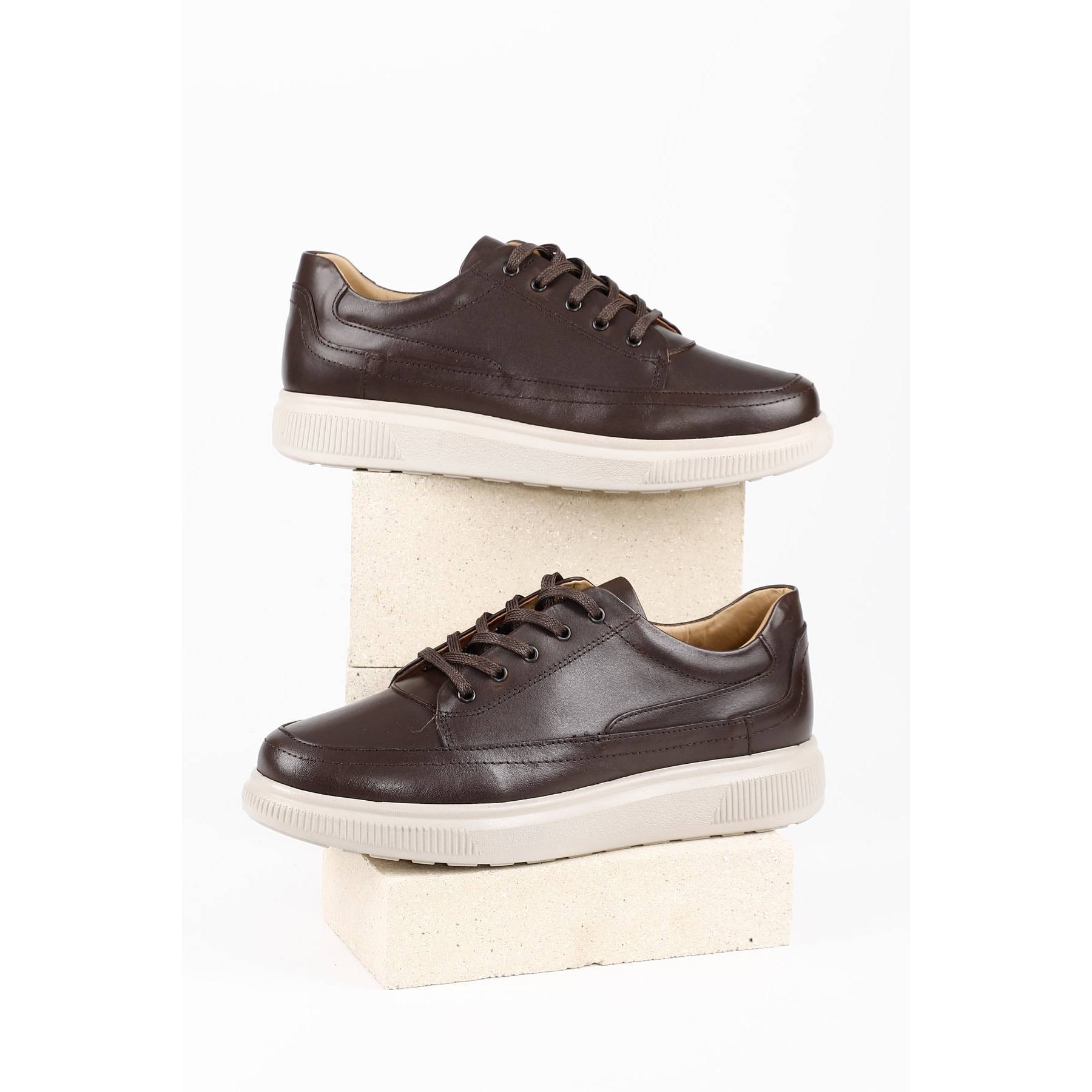 Men s 2023 Style Brown Antique Heart Genuine Leather Round Toe Lace-Up Casual Men s Shoes 01677
Men s 2023 Style Brown Antique Heart Genuine Leather Round Toe Lace-Up Casual Men s Shoes 01677
