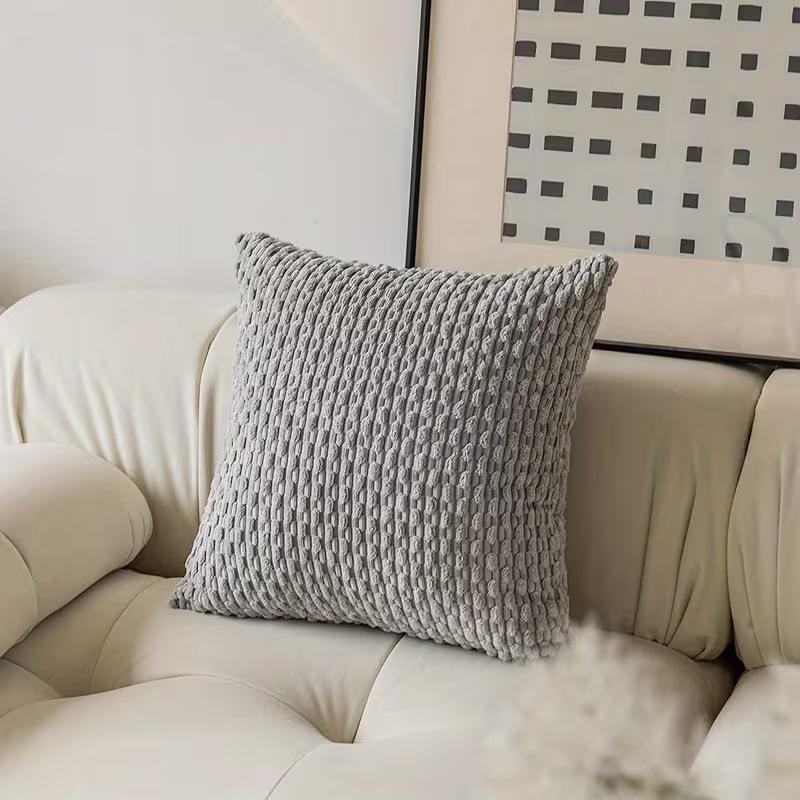 Modern Corduroy Short Chain Pillow Cover - Sofa/Living Room Style 40x40 cm
Modern Corduroy Short Chain Pillow Cover - Sofa/Living Room Style 40x40 cm