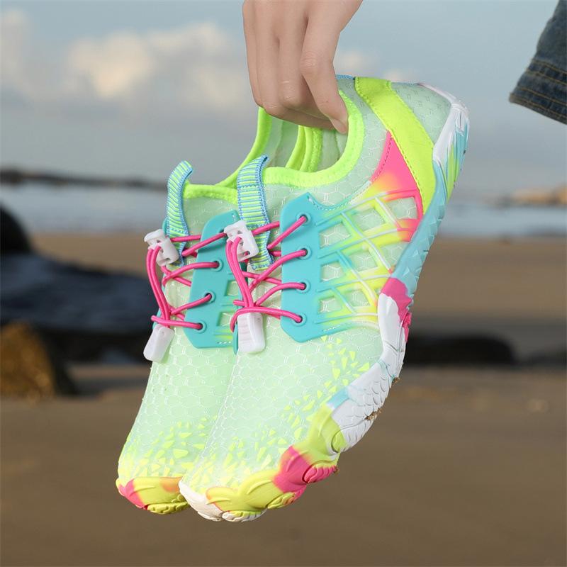 Large size men s and women s colorful anti-cut mountaineering shoes five-finger creek walking shoes swimming shoes beach wading shoes 42 рожевий
Large size men s and women s colorful anti-cut mountaineering shoes five-finger creek walking shoes swimming shoes beach wading shoes 42 рожевий