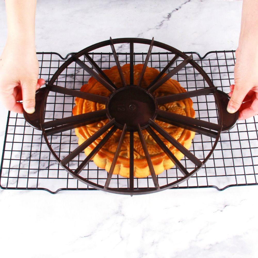 Bread Pastry Cheesecake Plastic Cake Portion Marker Cake Divider Pie Cutter Baking Tool жовтий
Bread Pastry Cheesecake Plastic Cake Portion Marker Cake Divider Pie Cutter Baking Tool жовтий