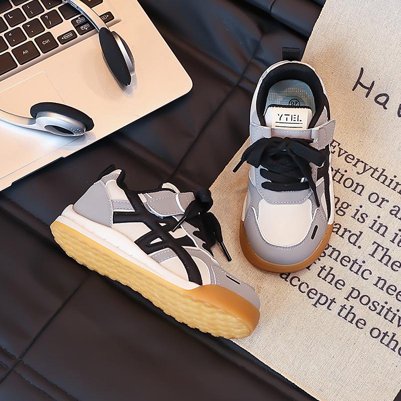 Children s net shoes 2025 autumn new leather breathable shoes boys Forrest Gump shoes soft sole non-slip girls sports shoes 31 чёрный
Children s net shoes 2025 autumn new leather breathable shoes boys Forrest Gump shoes soft sole non-slip girls sports shoes 31 чёрный