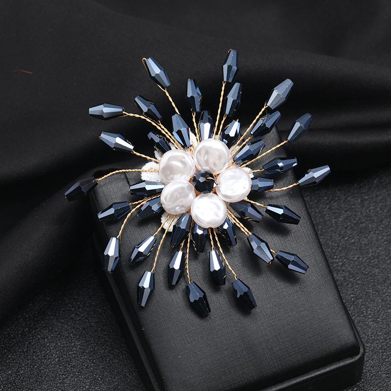 Трендовая корсажная брошь 2025 года, ретро, красный кристалл, жемчуг, снежинка, брошь высокого класса, элегантные аксессуары для булавки
Трендовая корсажная брошь 2025 года, ретро, красный кристалл, жемчуг, снежинка, брошь высокого класса, элегантные аксессуары для булавки