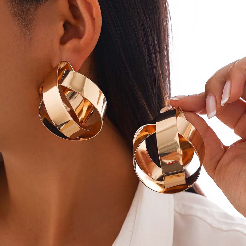 Punk Metal Geometric Wrapped Thick Stud Earrings for Women 2024 Vintage Gold Color Irregular Piercing Earrings Zircon Gifts
Punk Metal Geometric Wrapped Thick Stud Earrings for Women 2024 Vintage Gold Color Irregular Piercing Earrings Zircon Gifts