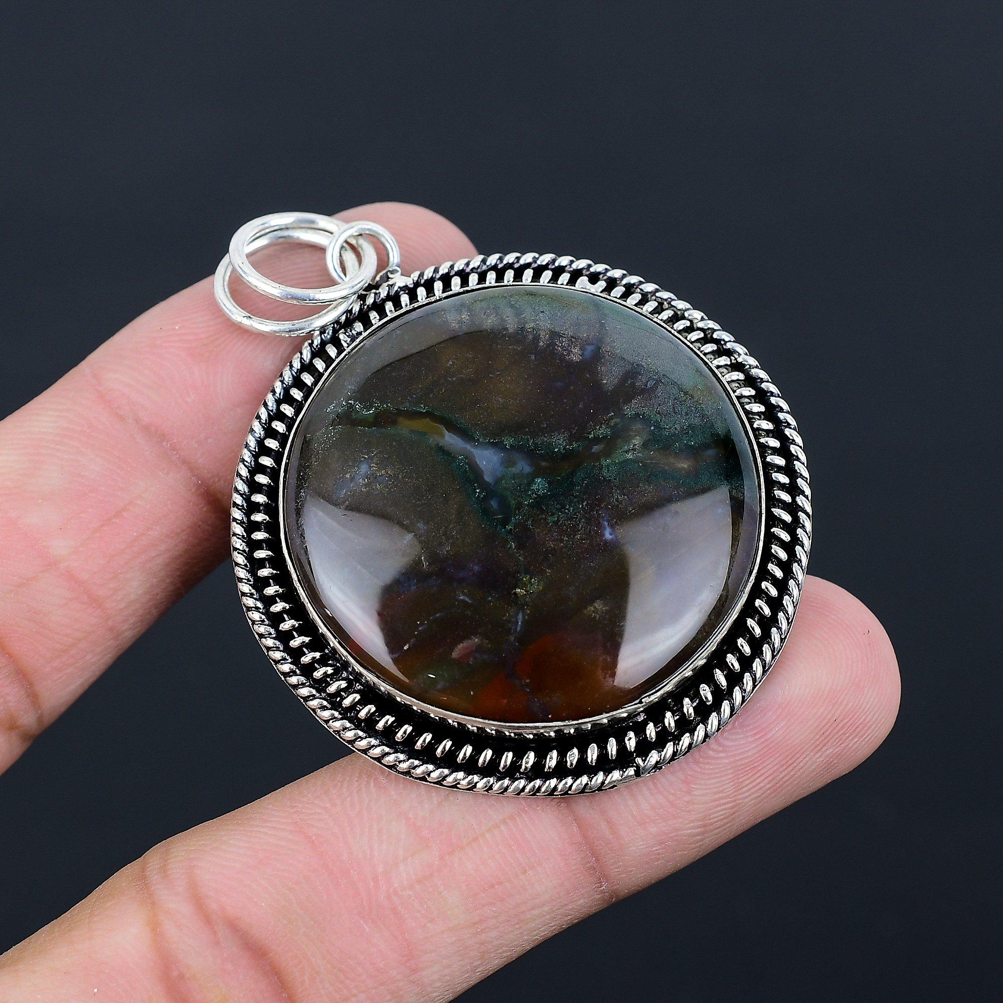 925 Silver Round Bloodstone Stone Wedding March Bezel Birthday Daughter Pendant
925 Silver Round Bloodstone Stone Wedding March Bezel Birthday Daughter Pendant