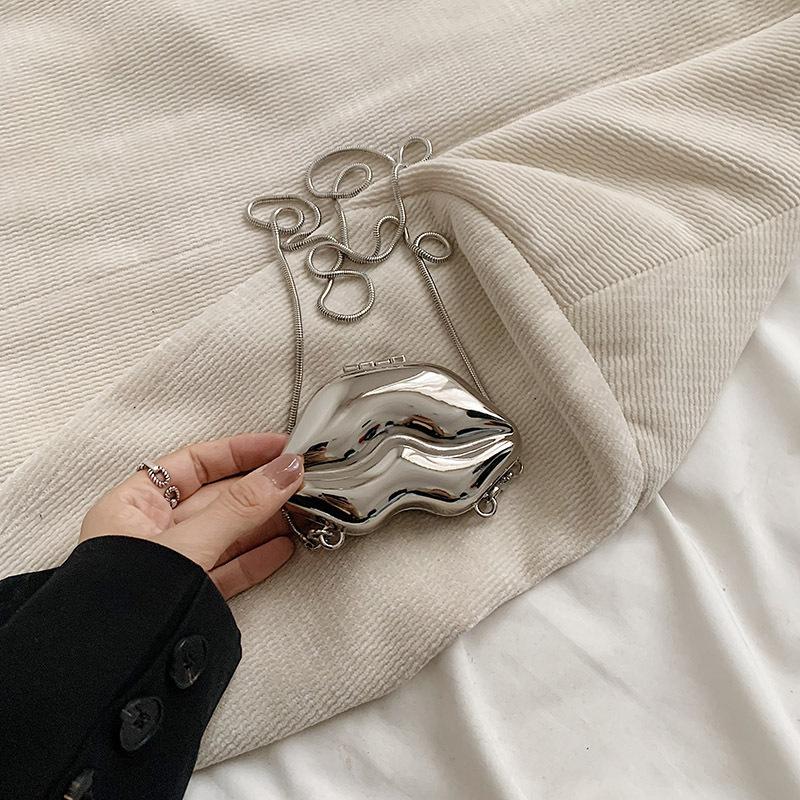 2025 новый высококлассный, с чувством юмора, личностный, сумка в виде пятиконечной звезды, нишевый дизайн для ужина, сумка-мессенджер на цепочке в стиле инс
2025 новый высококлассный, с чувством юмора, личностный, сумка в виде пятиконечной звезды, нишевый дизайн для ужина, сумка-мессенджер на цепочке в стиле инс