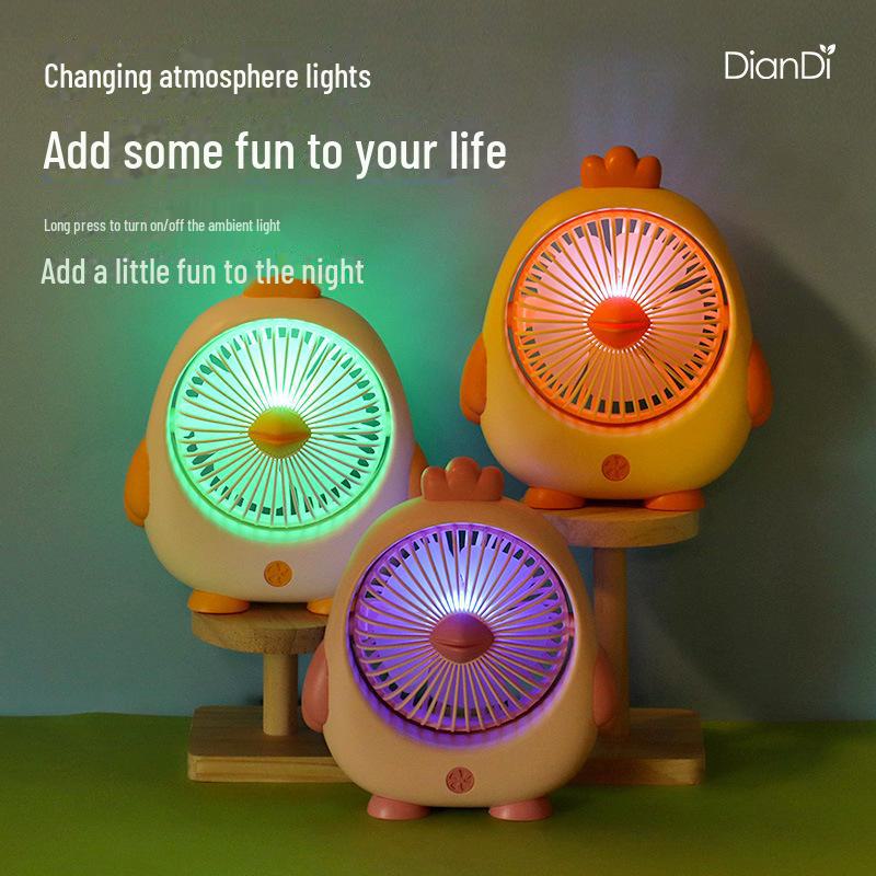 Перезаряжаемый мини-вентилятор с изображением мультяшного цветка для общежитий
Перезаряжаемый мини-вентилятор с изображением мультяшного цветка для общежитий