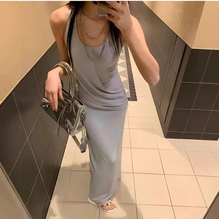 Women s 2025 Spring Pleated Tank Dress - American Design, Waist-Cinched, Narrow Shoulder, Faux Two-Piece, Patchwork, Long Style. Large
Women s 2025 Spring Pleated Tank Dress - American Design, Waist-Cinched, Narrow Shoulder, Faux Two-Piece, Patchwork, Long Style. Large