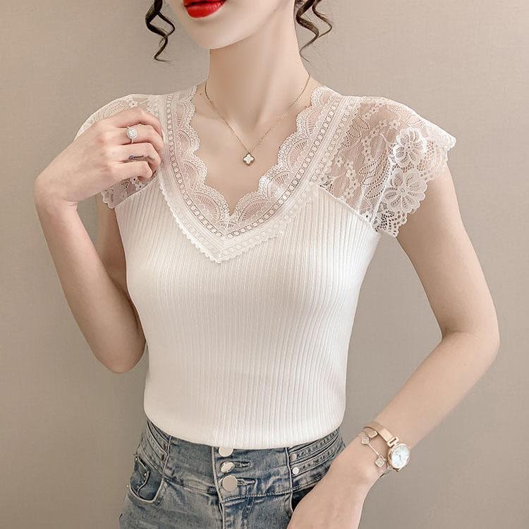 Жилет на бретельках для женщин, летняя мода, кружевной v-образный вырез, большой эластичный тонкий костюм с универсальной нижней футболкой 3XL белый
Жилет на бретельках для женщин, летняя мода, кружевной v-образный вырез, большой эластичный тонкий костюм с универсальной нижней футболкой 3XL белый