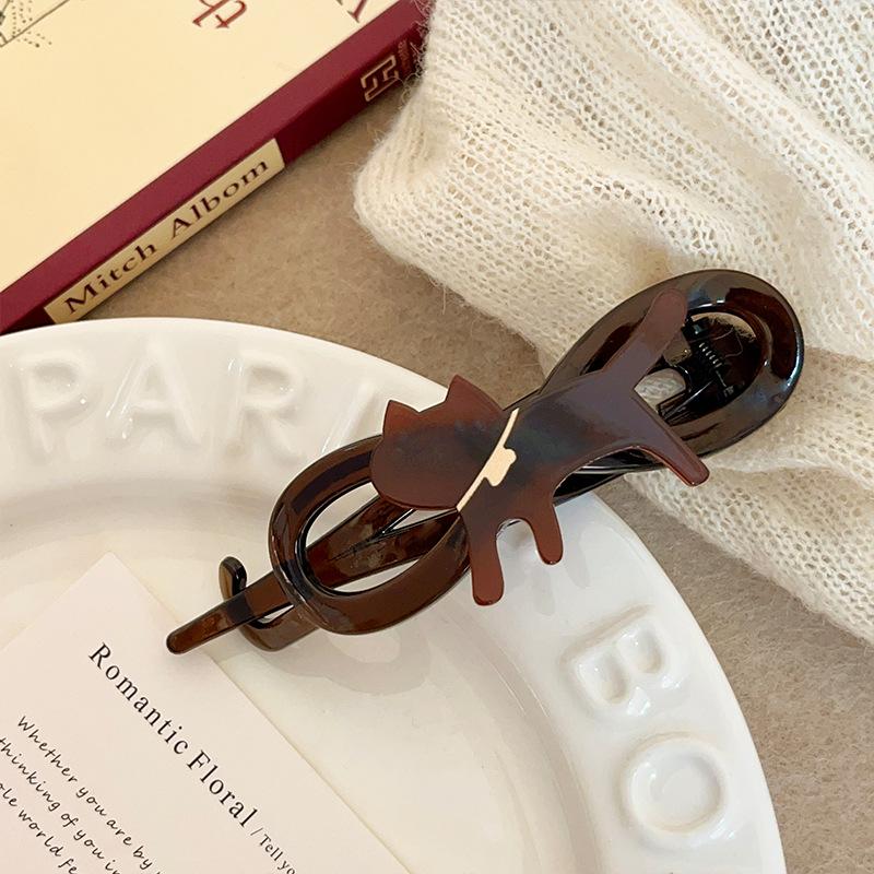 Новые корейские заколки для волос с закручиванием, мультяшные заколки для волос с кошкой, шпилька для волос для женщин, девушек, винтажная заколка для волос, элегантные аксессуары для волос коричневый
Новые корейские заколки для волос с закручиванием, мультяшные заколки для волос с кошкой, шпилька для волос для женщин, девушек, винтажная заколка для волос, элегантные аксессуары для волос коричневый