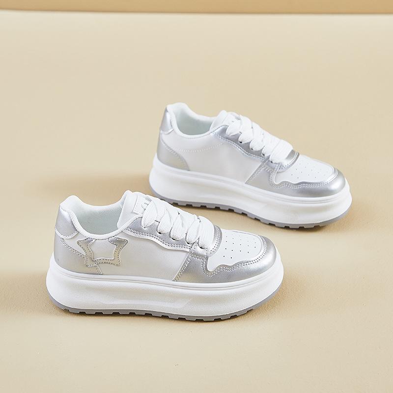 Platform white shoes women s 2025 autumn new small muffin women s shoes casual fashion board shoes heightening sports shoes 35
Platform white shoes women s 2025 autumn new small muffin women s shoes casual fashion board shoes heightening sports shoes 35