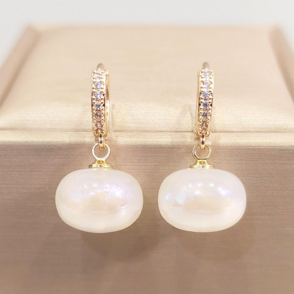 Новые модные висячие серьги с разноцветными бусинами для женщин, свадебные украшения, серьги-капельки с кубическим цирконием белый
Новые модные висячие серьги с разноцветными бусинами для женщин, свадебные украшения, серьги-капельки с кубическим цирконием белый