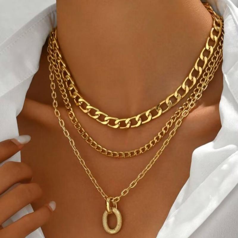 Individually exaggerated circular pendant with aluminum chain, multi-layer layered women s necklace
Individually exaggerated circular pendant with aluminum chain, multi-layer layered women s necklace