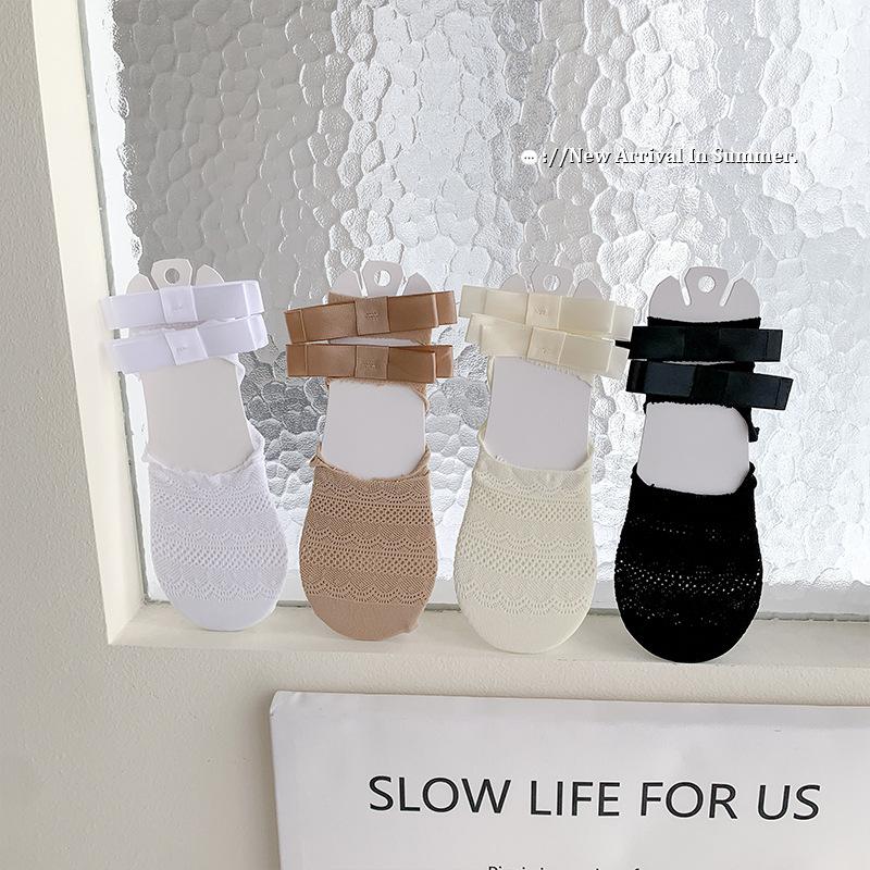 Summer Thin, Perforated, Breathable Short Socks with Bow Ties, Shallow, Invisible Lolita Socks for Ballet-style Women 1 pair
Summer Thin, Perforated, Breathable Short Socks with Bow Ties, Shallow, Invisible Lolita Socks for Ballet-style Women 1 pair